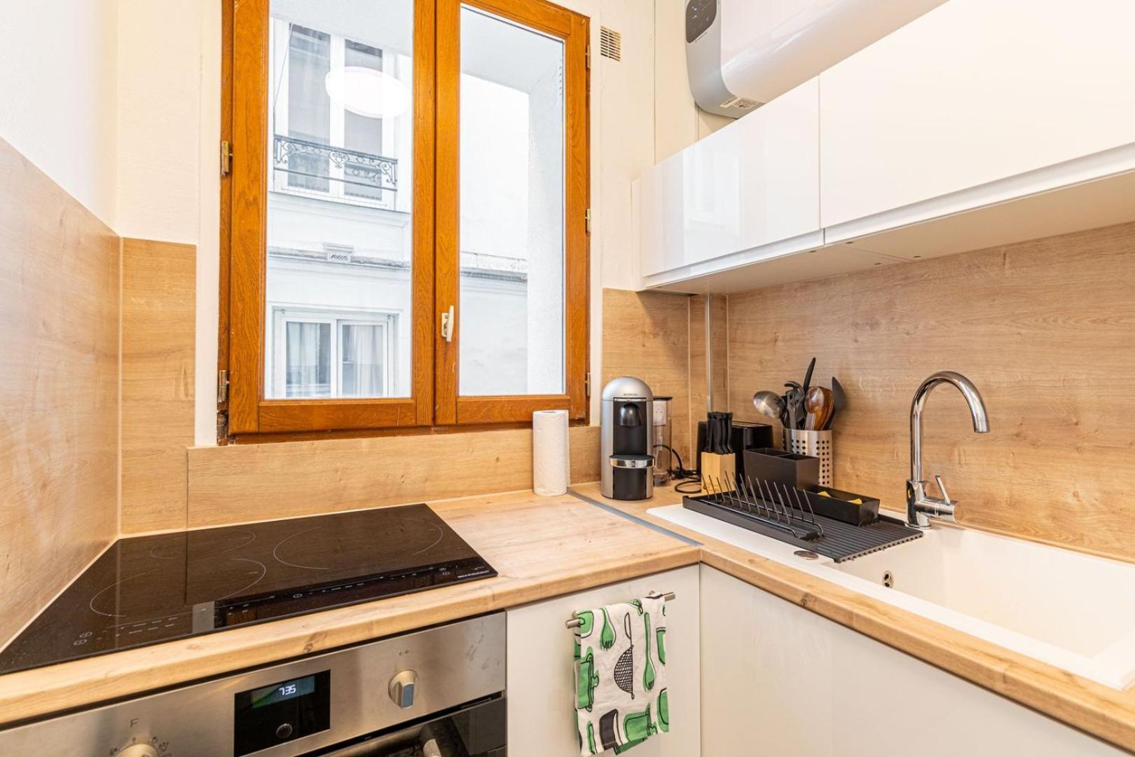 Guestready - Elegant Pres De Sacre-coeur Apartment Paris